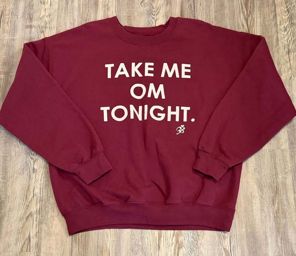 Gildan Sweatshirt Size L Burgundy Take Me Om Tonight Graphic